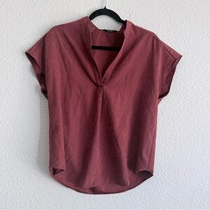 Naked Zebra Women's Short Sleeve Split-Neck Top deep v neck style- burgundy